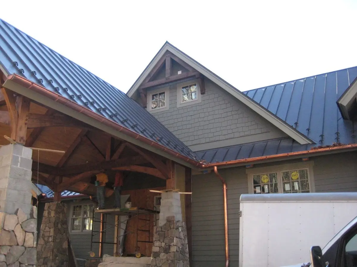 Craftsman Roofing team delivering quality roofing work in Delaplane